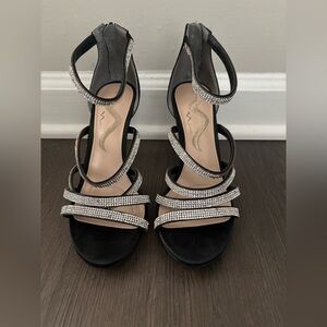 Nina Black Satin Rhinestone Strappy Heels Sz 7 / EUR 37
